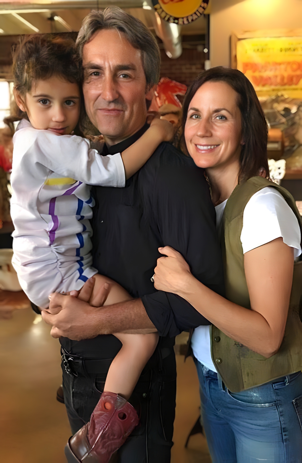 Mike Wolfe Endures Tragic Loss on ‘American Pickers’
