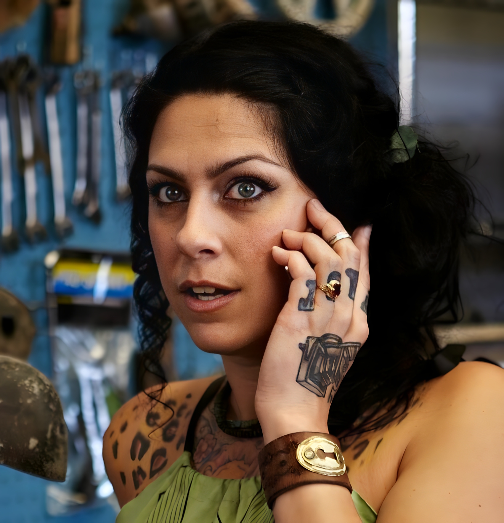 What a tragedy! It’s about American Pickers star Danielle Colby