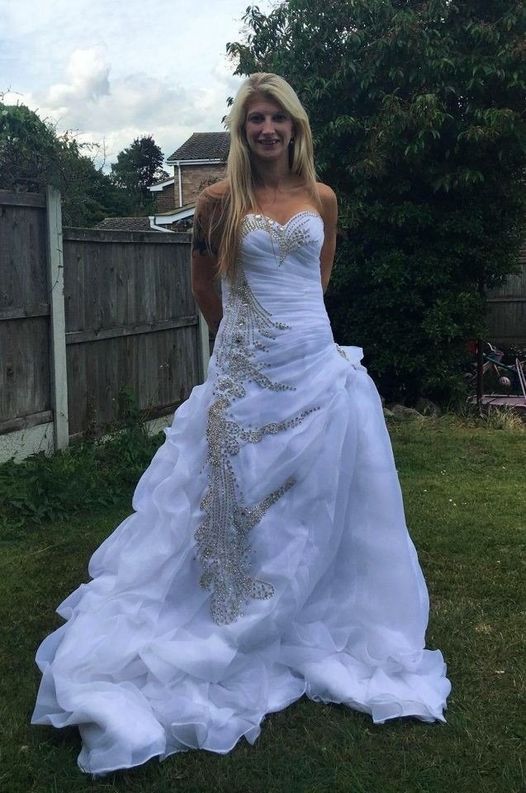 She showed up at the altar even though he dumped her three days before the wedding.