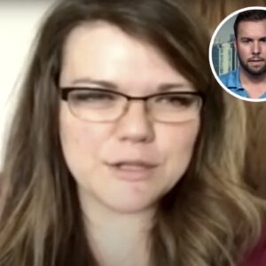 Man Mocks Woman On Plane And Calls Her ‘Smelly Fatty,’ Doesn’t Realize Who’s Behind Him