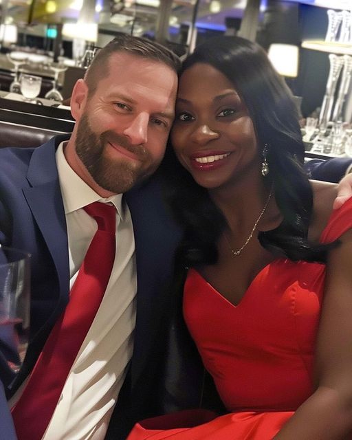 Years later, my high school crush asked me out to a restaurant, but I was at a loss for words when the bill came. A Surprise Reunion