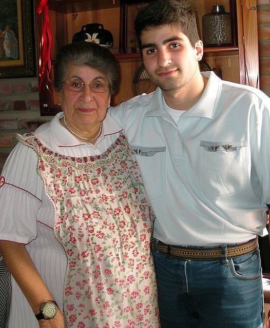 My Boyfriend Secretly Has Weekly Lunch with My Grandma and I Can’t Stop Crying after Learning the Reason