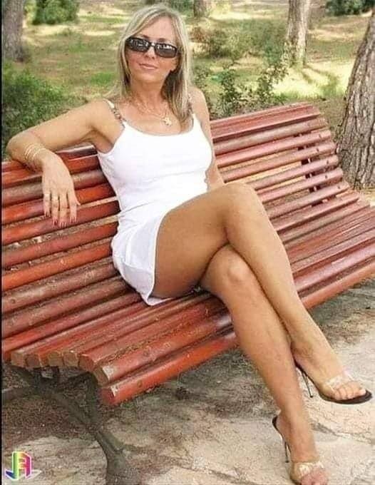 Joke of the day is the moment of relaxation you need to break the routine.