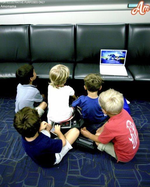 Demanding Parents Expect Nanny to Pay $1000 for Vacation Flights โ Their Harsh Reality Check