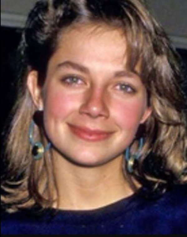 Justine Bateman defends decision to age naturally