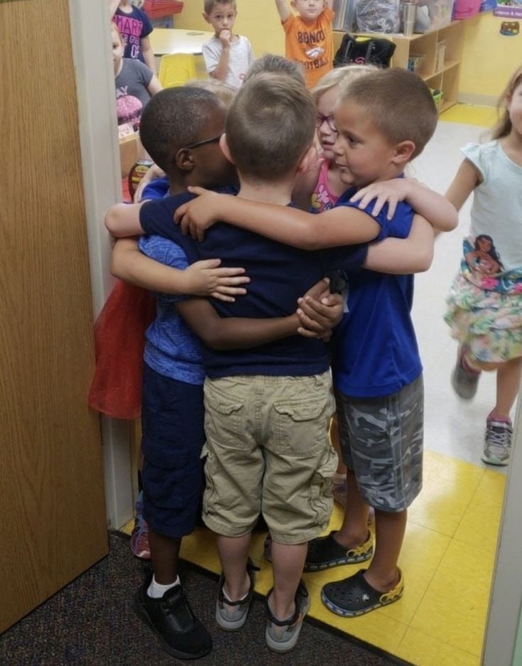 THEY WERE PRAYING IN A CIRCLE—BUT NO ONE TAUGHT THEM HOW