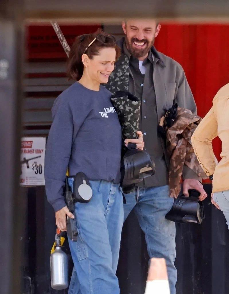 Paparazzi Catch Ben Affleck with His Daughter, Who’s the Spitting Image of Jennifer Garner