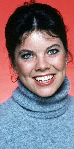 Erin Moran Bikini Photos Spark Outrage — Too Bold Even for Adults-Take a look!