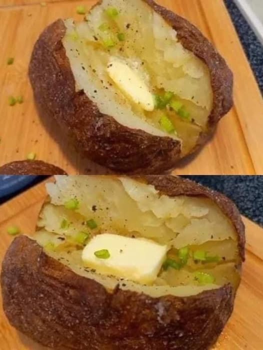 Baked Potato🥔. This is the fastest way to make baked potatoes, ready in minutes. It’s crispy on the outside, perfectly cooked and fluffy on the inside ❤️😋 Must express something to keep getting my recipes…. Thank you… Recipe in the first comment⤵️