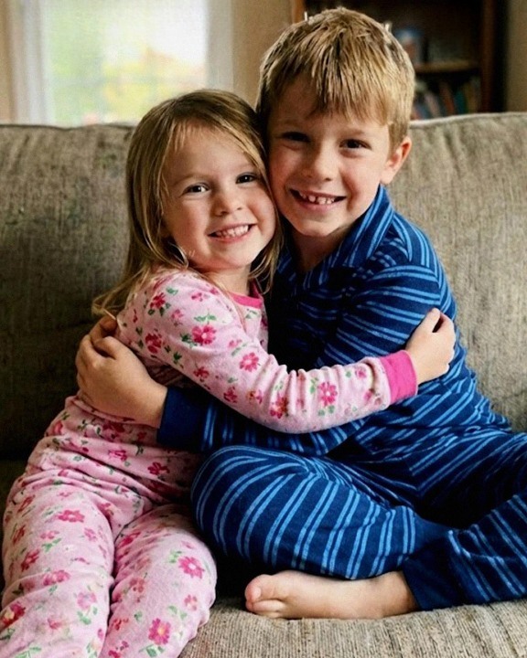 My Son Died, but My 5-Year-Old Daughter Said She Saw Him in the Neighbor’s Window – When I Knocked at Their Door, I Couldn’t Believe My Eyes