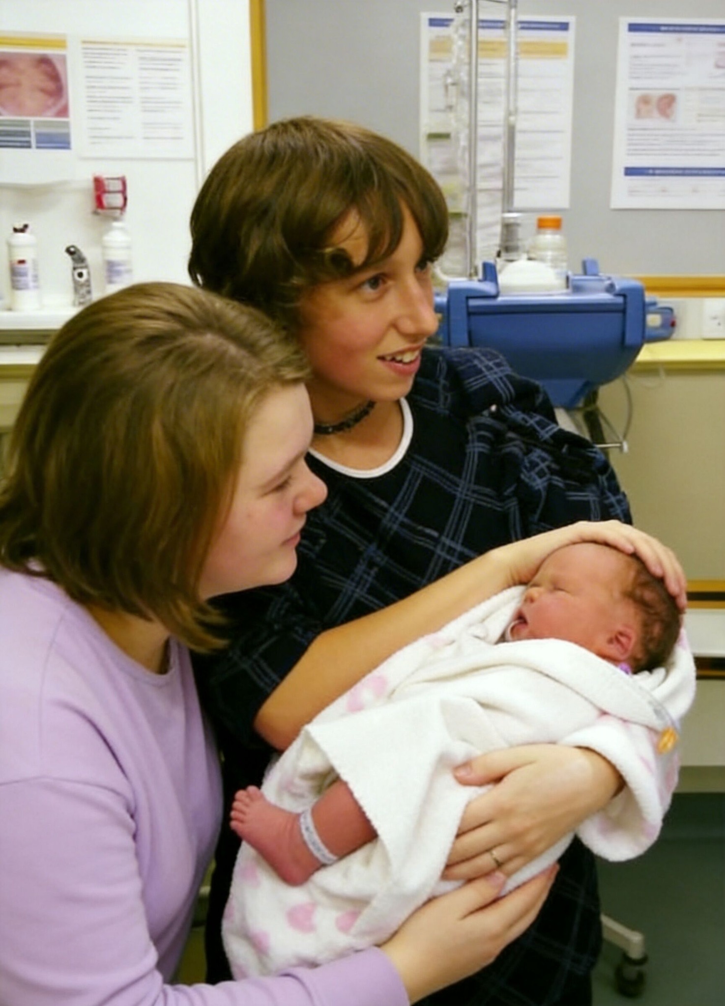 At Only 14, They Became Britainโs Youngest Parents