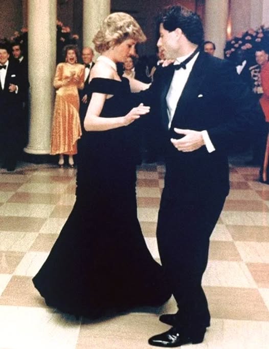 John Travolta’s Unforgettable Dance with Princess Diana at a Royal Event