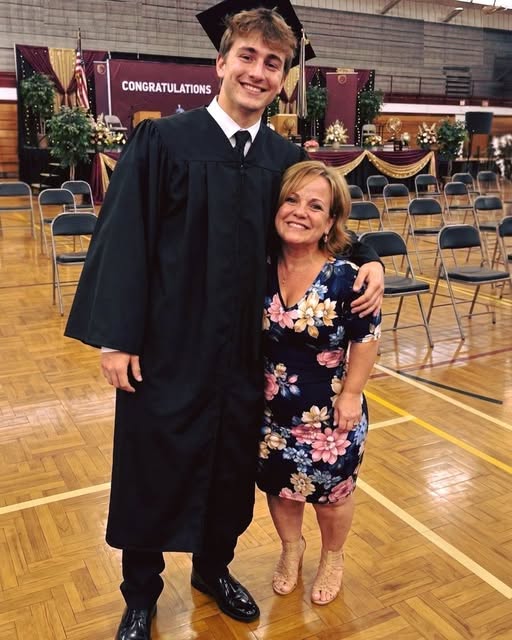 I Was Raised by My Mom Alone, Until My Biological Father Appeared at My Graduation